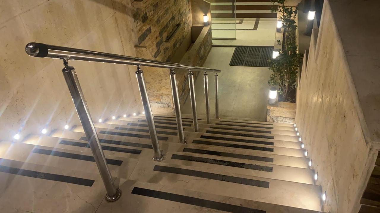 Al Haneen Hotel Apartments Safut Luaran gambar